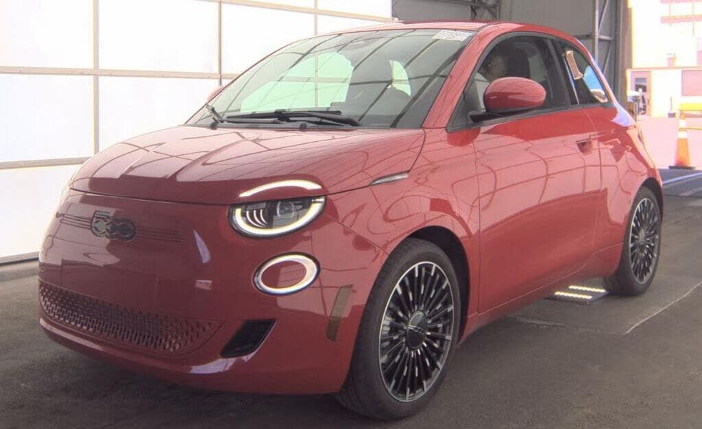 2024 FIAT 500e
