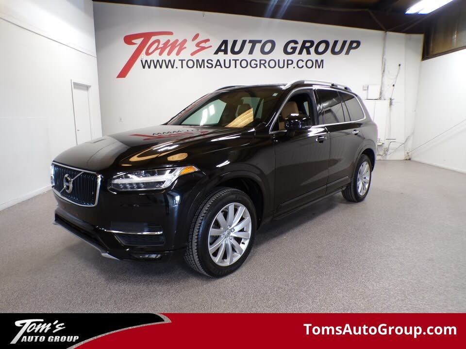 2017 VOLVO XC90