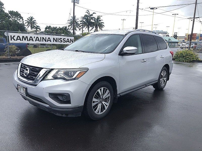 2017 NISSAN Pathfinder