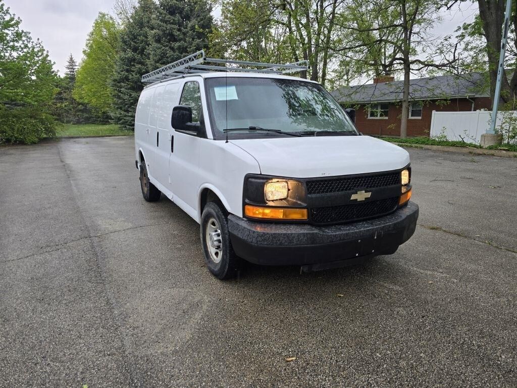 2013 CHEVROLET Express