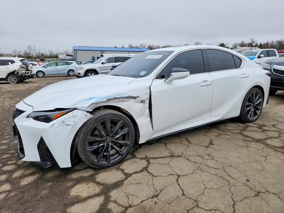 2023 LEXUS IS
