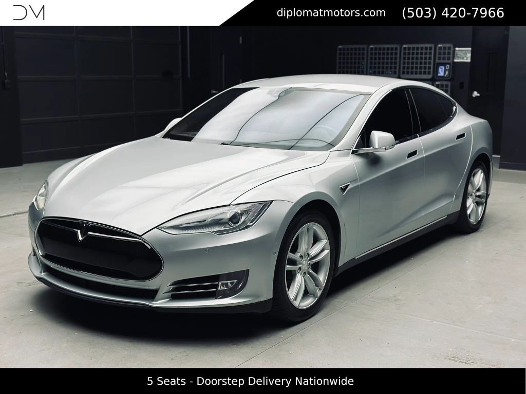 2016 TESLA Model S