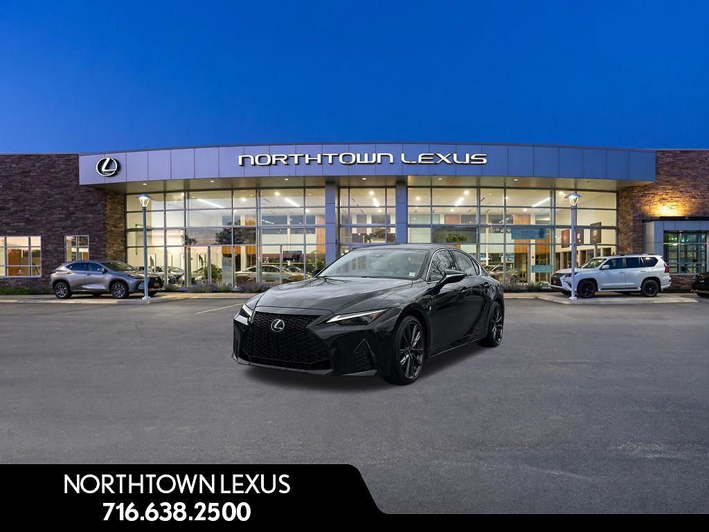 2021 LEXUS IS