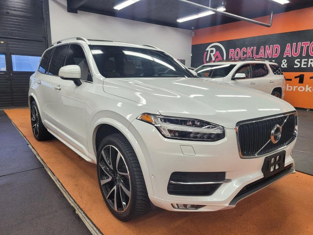 2018 VOLVO XC90
