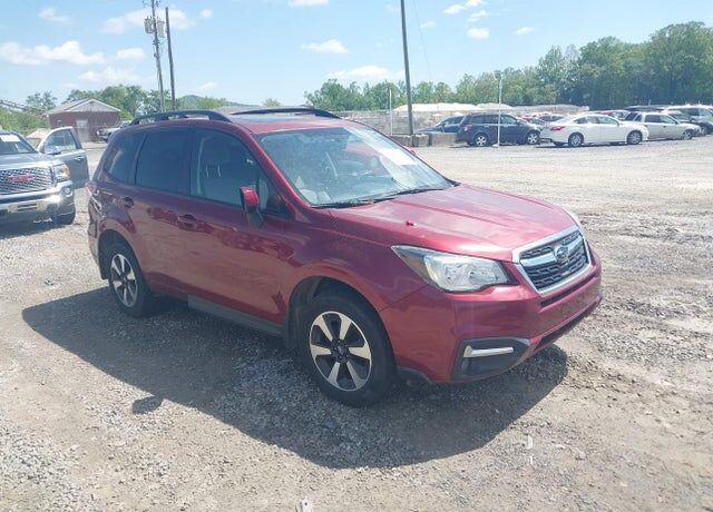2017 SUBARU Forester