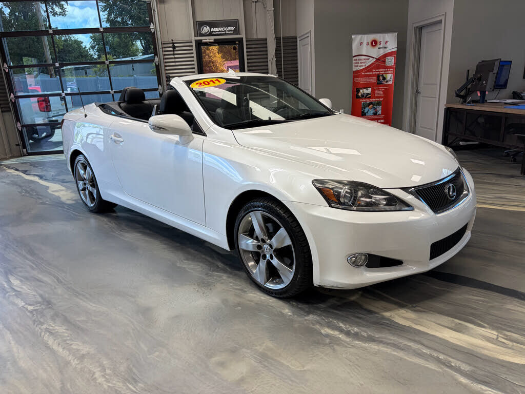 2011 LEXUS IS