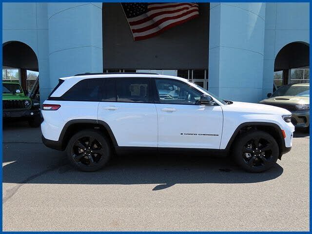 2023 JEEP Grand Cherokee