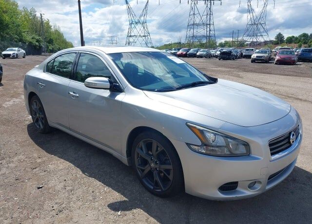 2014 NISSAN Maxima
