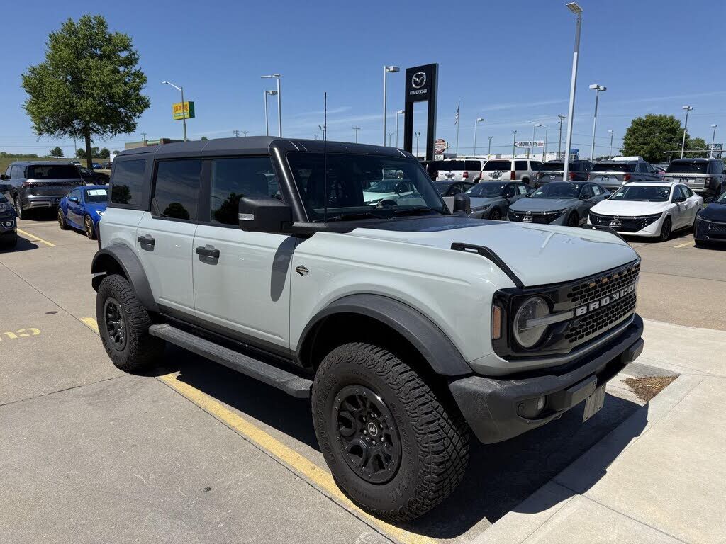 2022 FORD Bronco