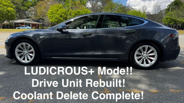 2016 TESLA Model S