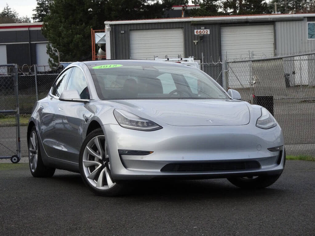 2018 TESLA Model 3
