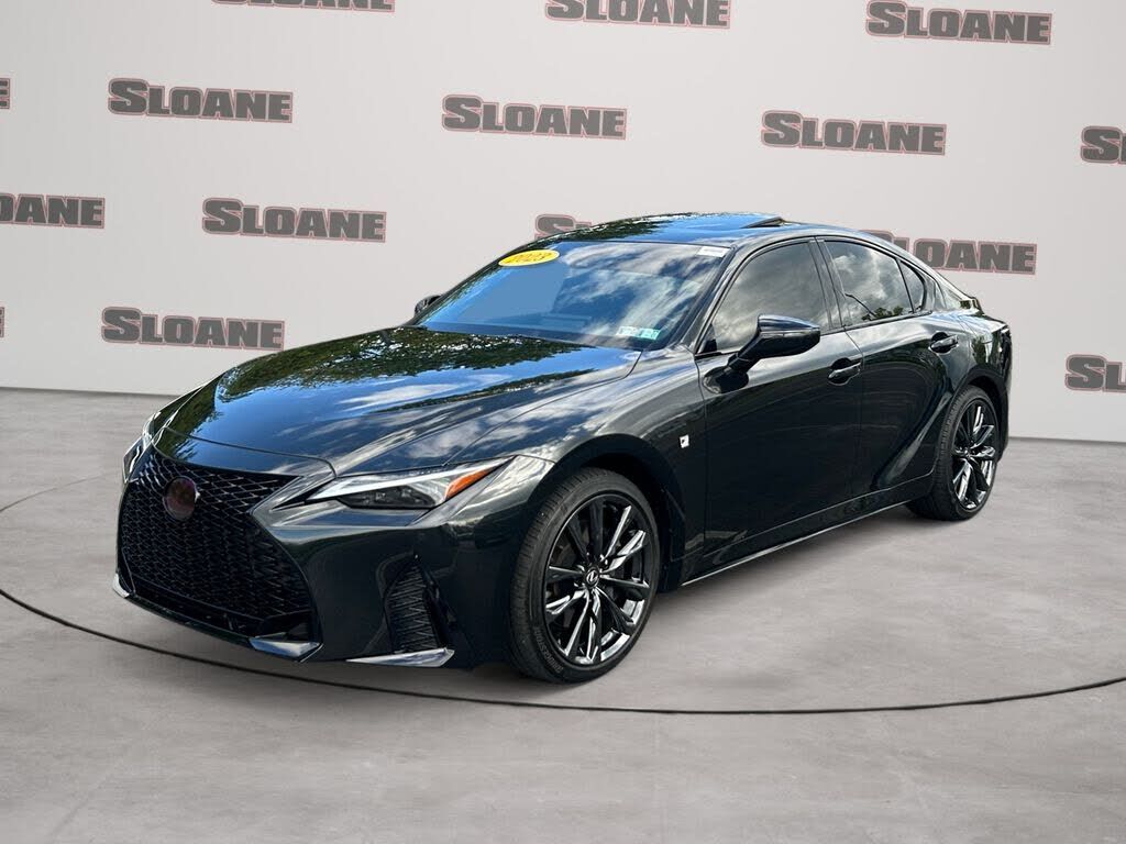 2023 LEXUS IS