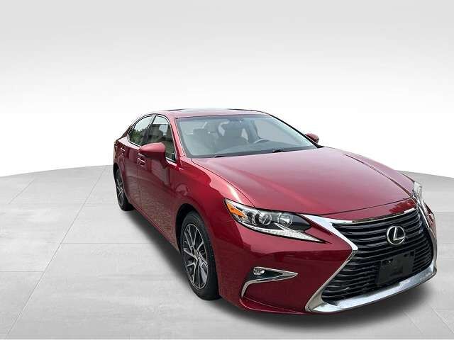 2016 LEXUS ES
