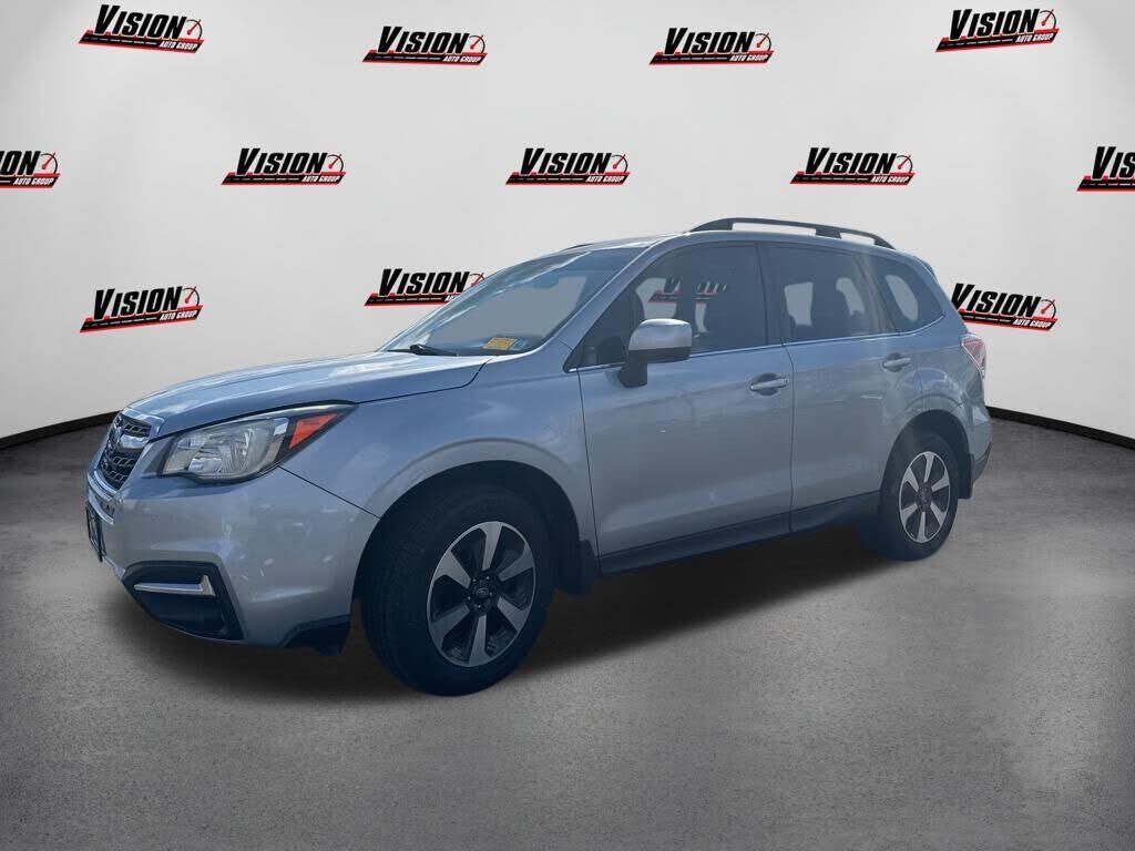 2017 SUBARU Forester