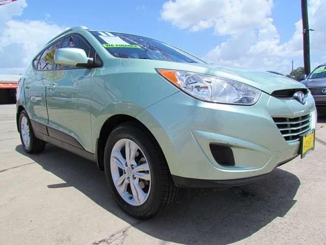 2011 HYUNDAI Tucson