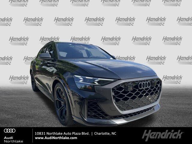 2025 AUDI RS Q8
