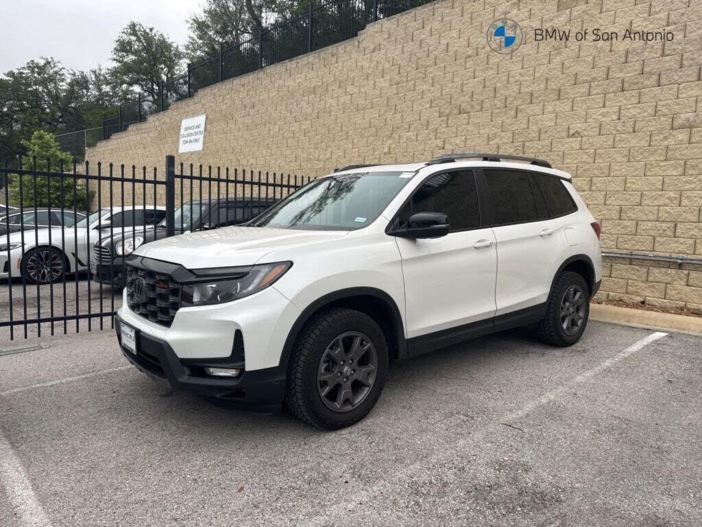 2024 HONDA Passport