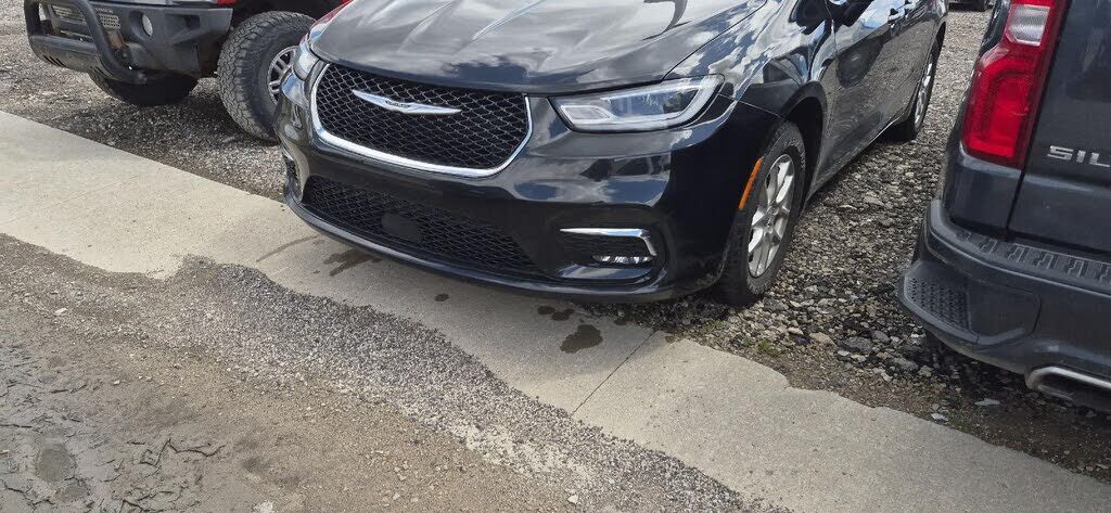 2023 CHRYSLER Pacifica