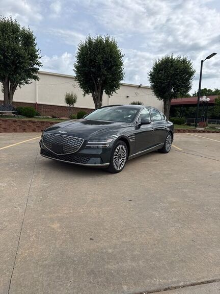 2023 GENESIS G80