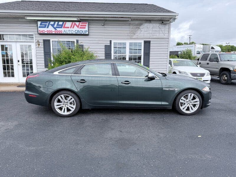 2012 JAGUAR XJ