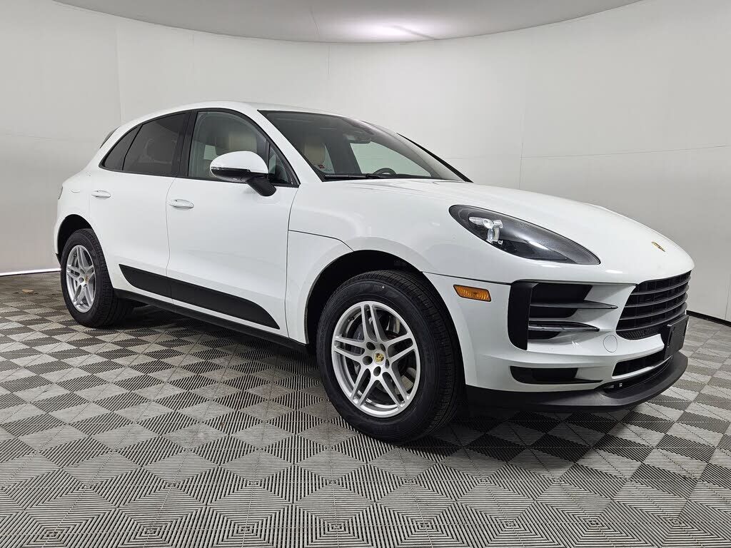 2021 PORSCHE Macan