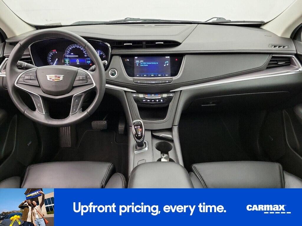 2017 CADILLAC XT5