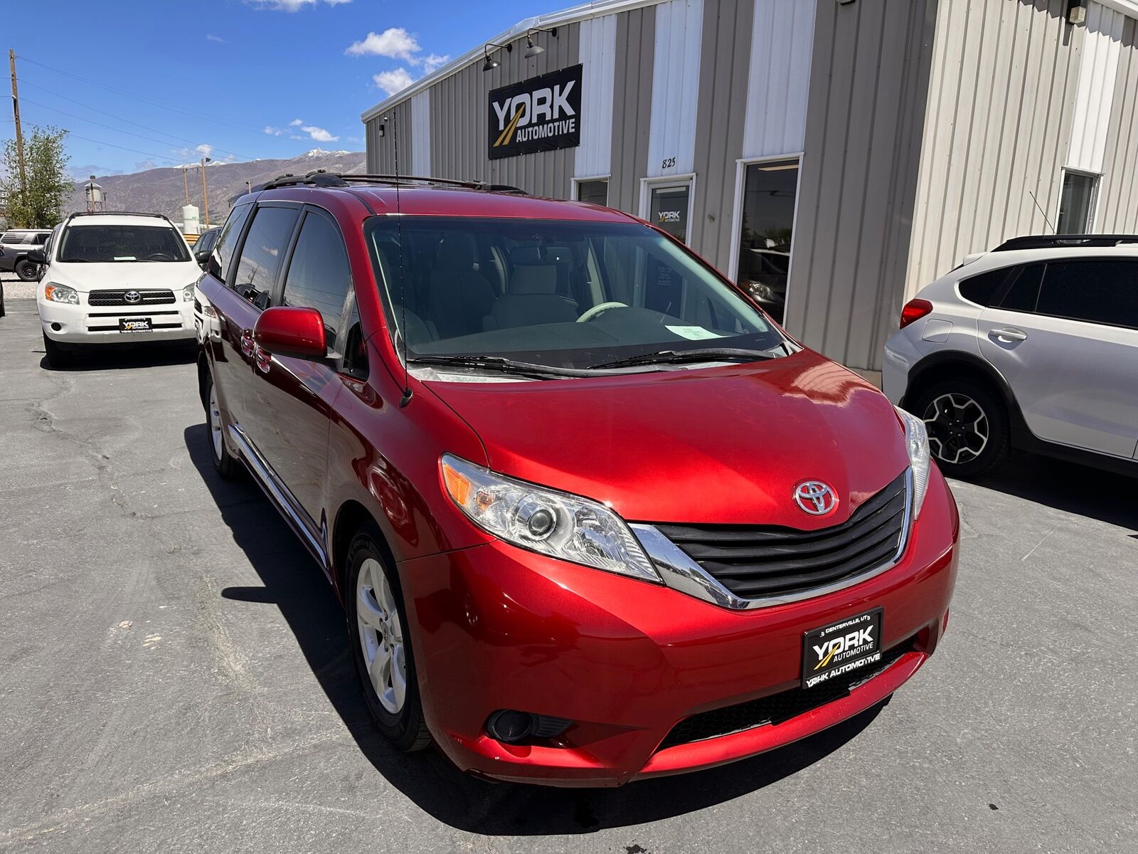 2012 TOYOTA Sienna
