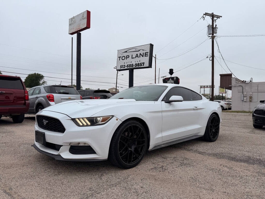 2017 FORD Mustang