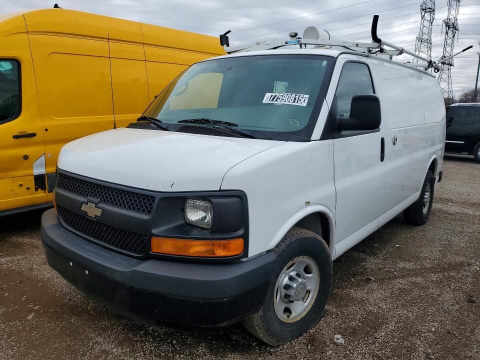 2013 CHEVROLET Express