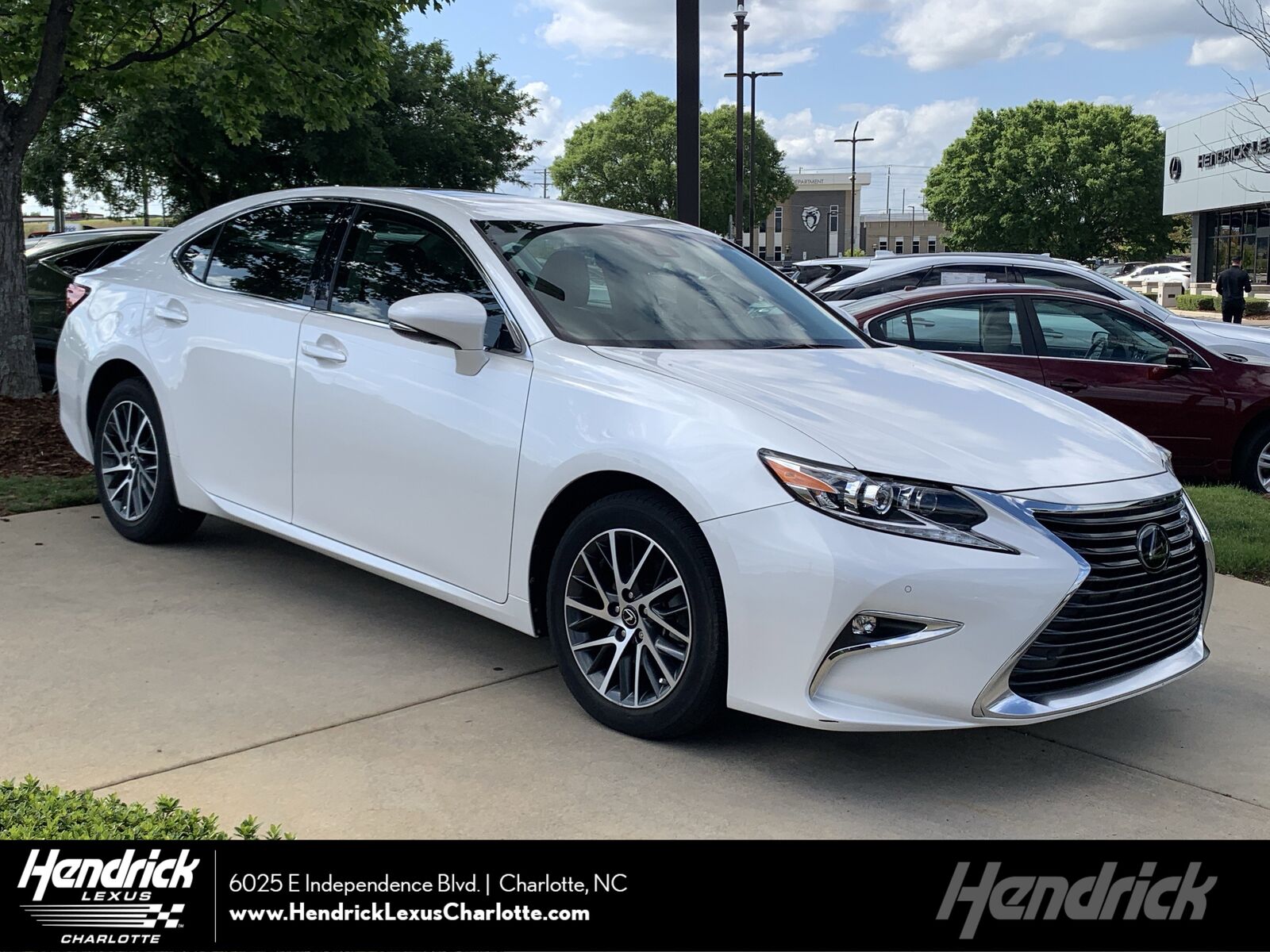 2018 LEXUS ES