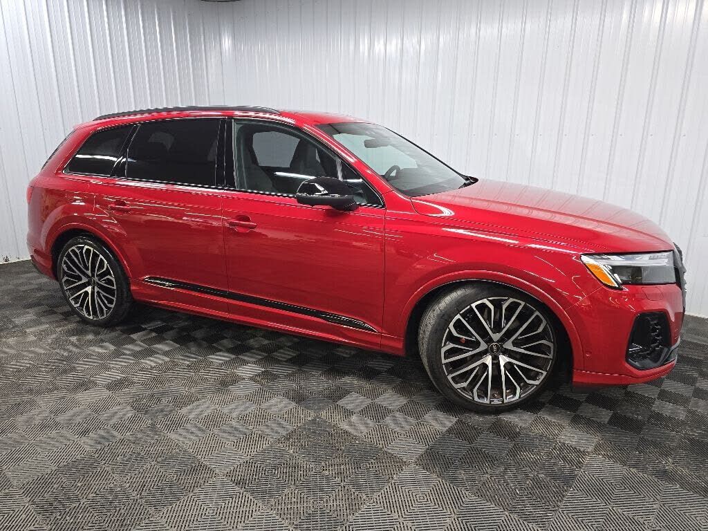 2025 AUDI SQ7
