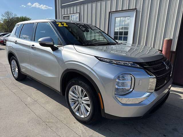 2022 MITSUBISHI Outlander
