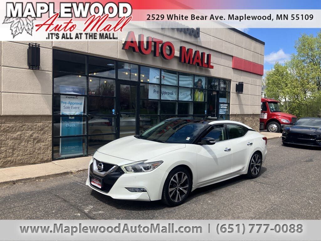 2017 NISSAN Maxima