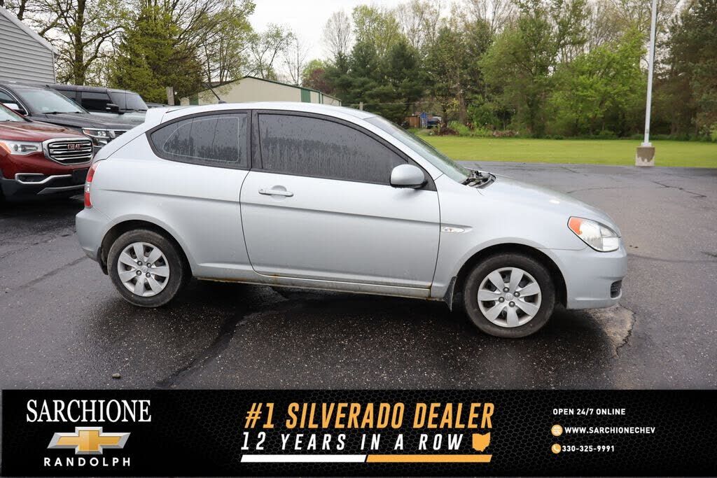 2010 HYUNDAI Accent