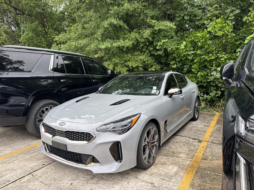 2020 KIA Stinger