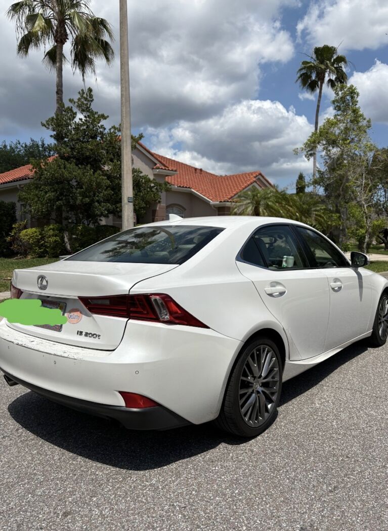 2016 LEXUS IS
