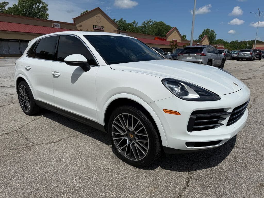 2020 PORSCHE Cayenne