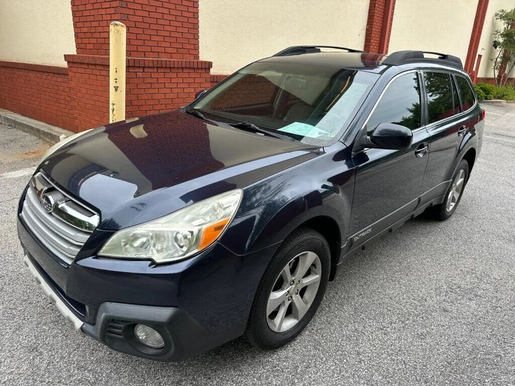 2013 SUBARU Outback