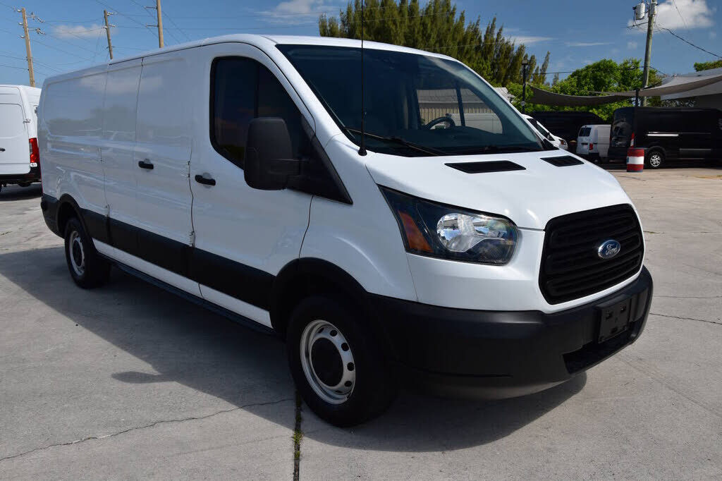 2019 FORD Transit