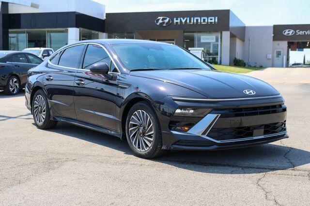 2025 HYUNDAI Sonata