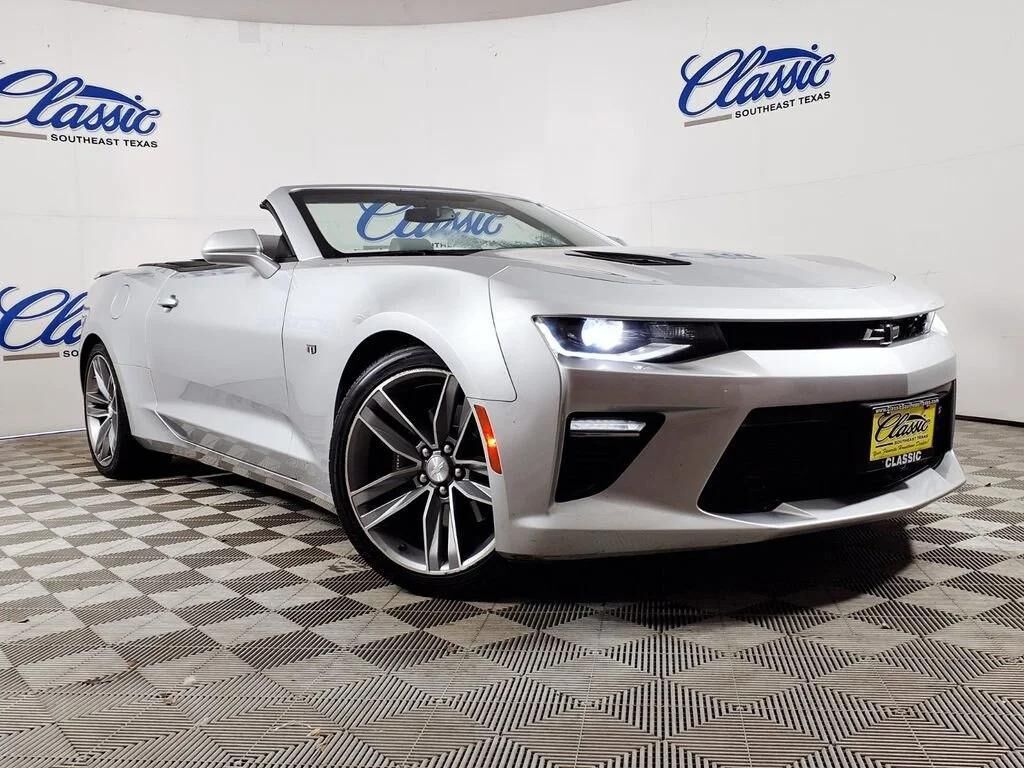 2017 CHEVROLET Camaro