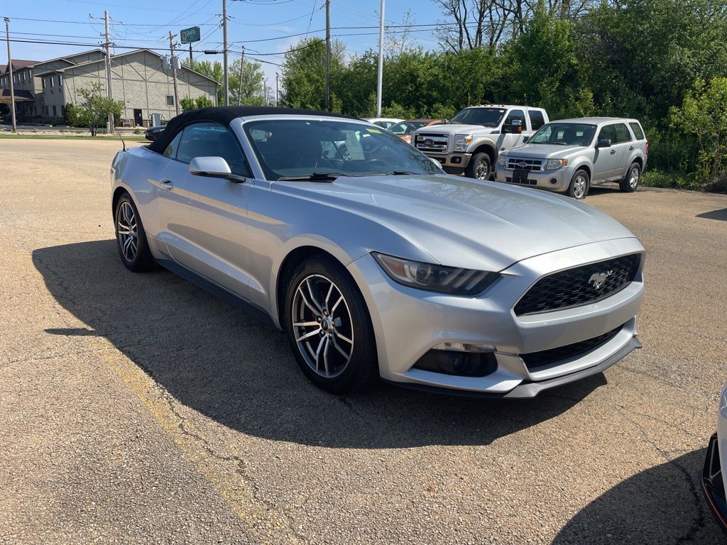 2015 FORD Mustang