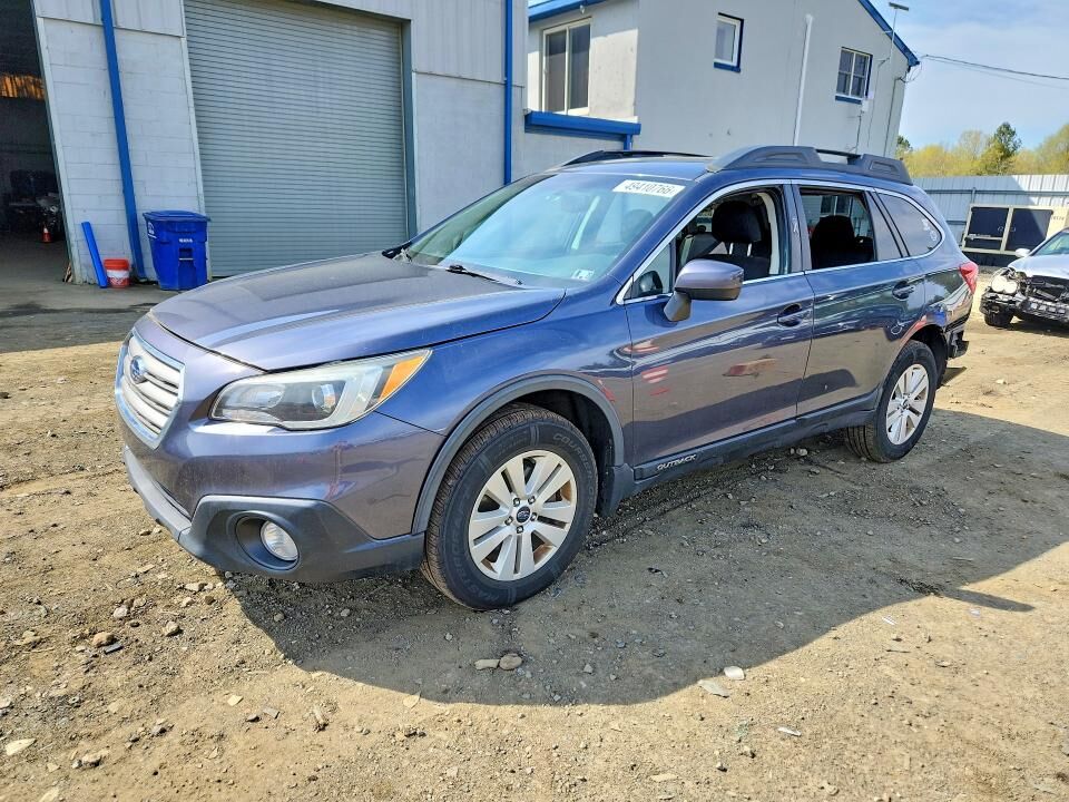 2015 SUBARU Outback