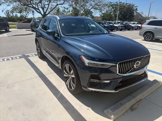 2023 VOLVO XC60