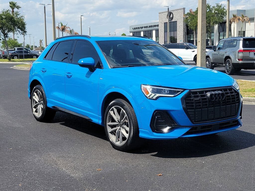 2022 AUDI Q3