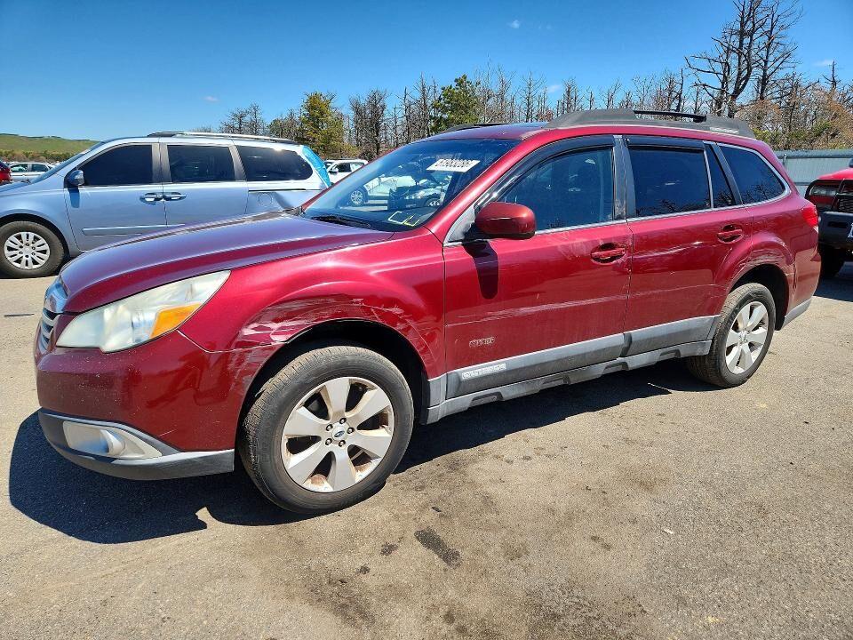 2012 SUBARU Outback