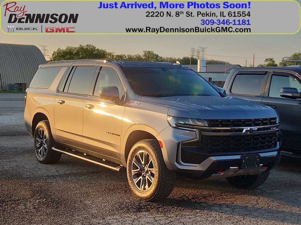 2022 CHEVROLET Suburban