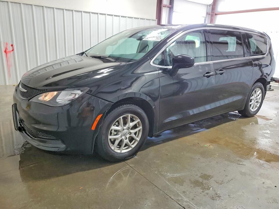 2023 CHRYSLER Voyager