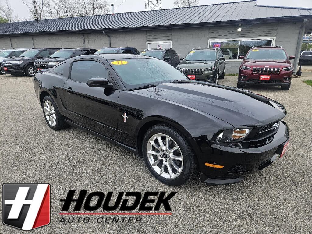 2011 FORD Mustang