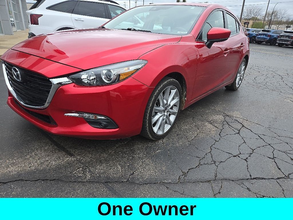 2017 MAZDA Mazda3